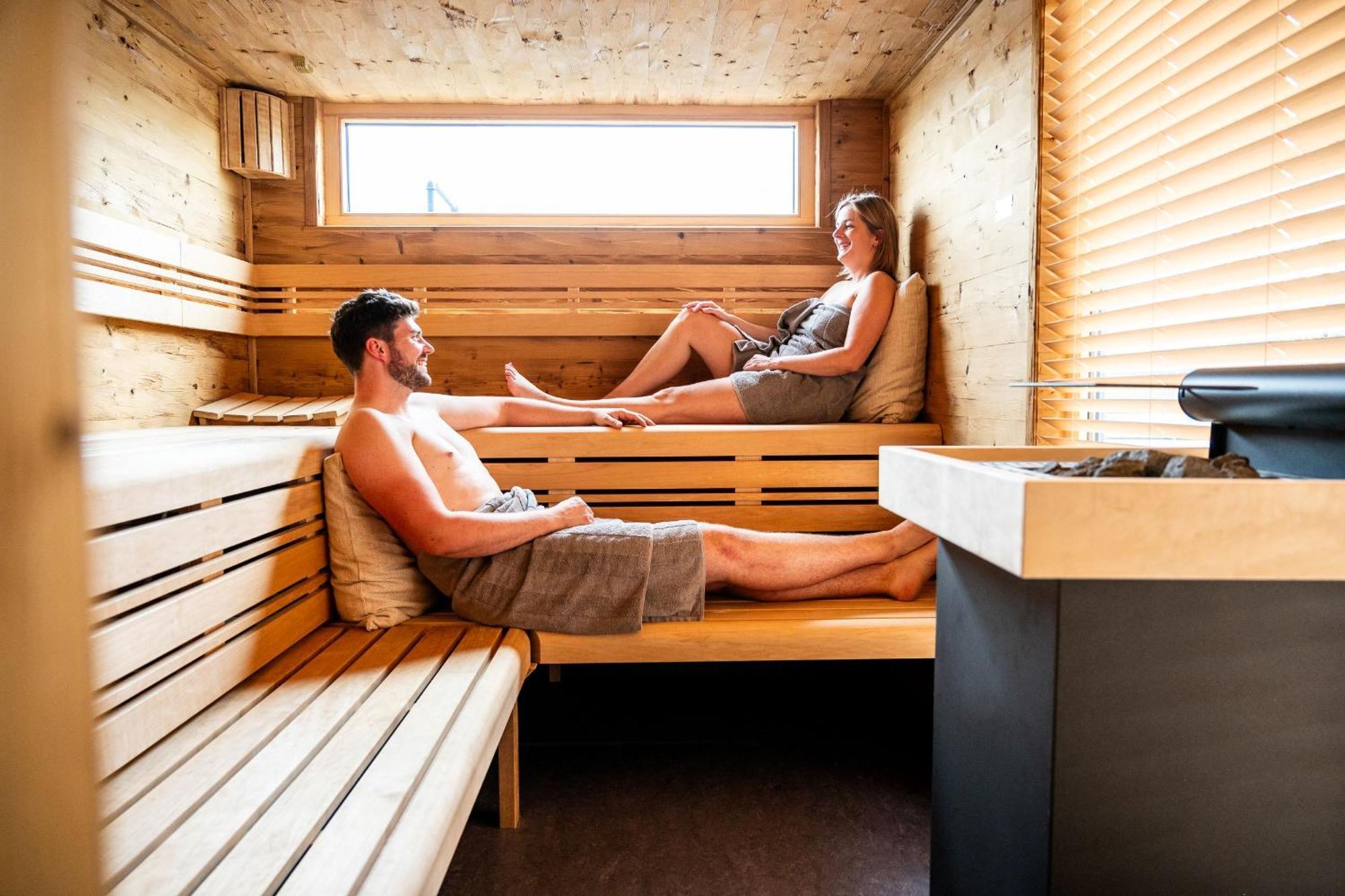 Hafenhotel Pommernyacht Ueckermünde Kültér fotó